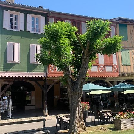 Appartement Mirepoix Мирпоа Екстериор снимка