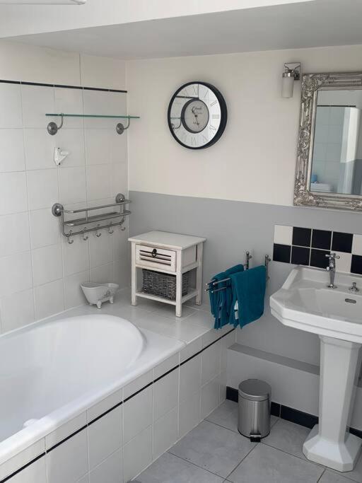 Appartement Mirepoix Мирпоа Екстериор снимка
